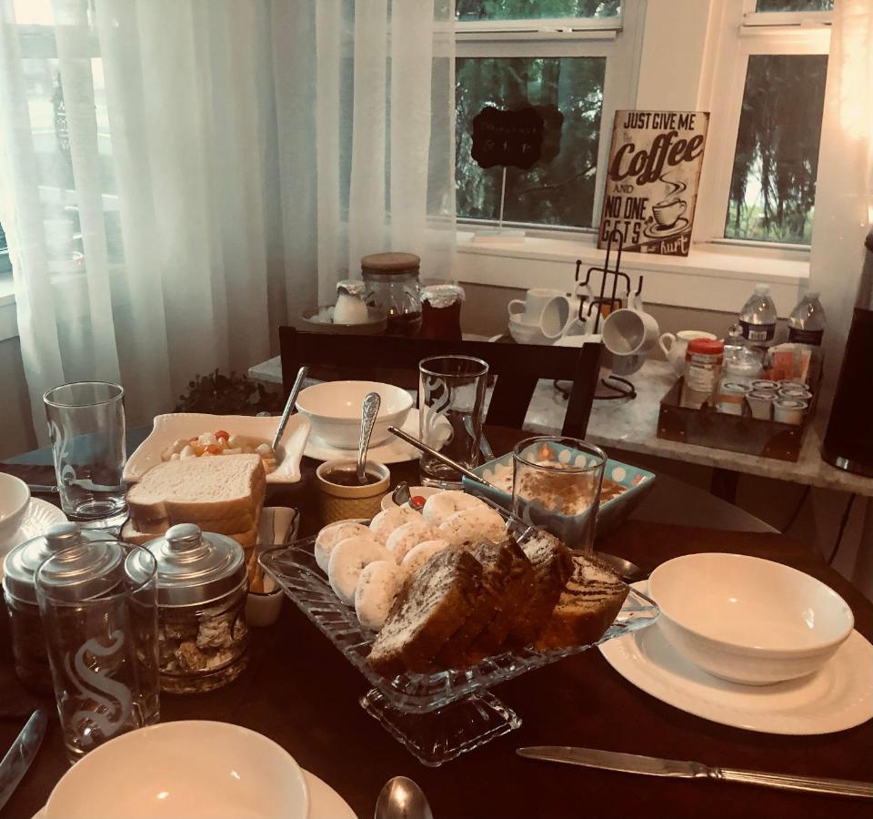 Villa Olivia Guest Rooms Голливуд Экстерьер фото
